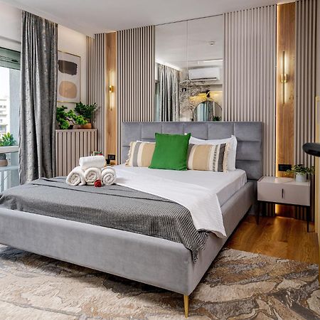 Romana Vibe Elegance In The Heart Of The City Bucareste Exterior foto