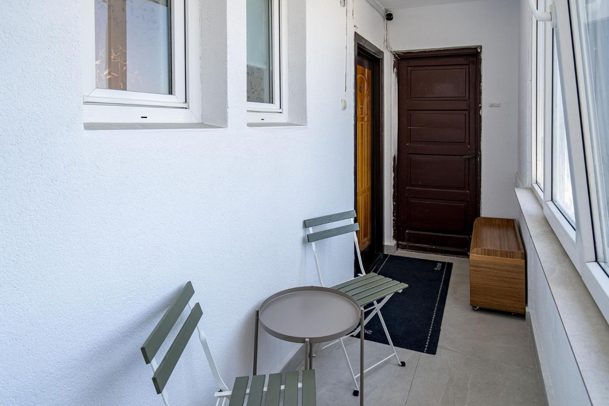 Romana Vibe Elegance In The Heart Of The City Bucareste Exterior foto